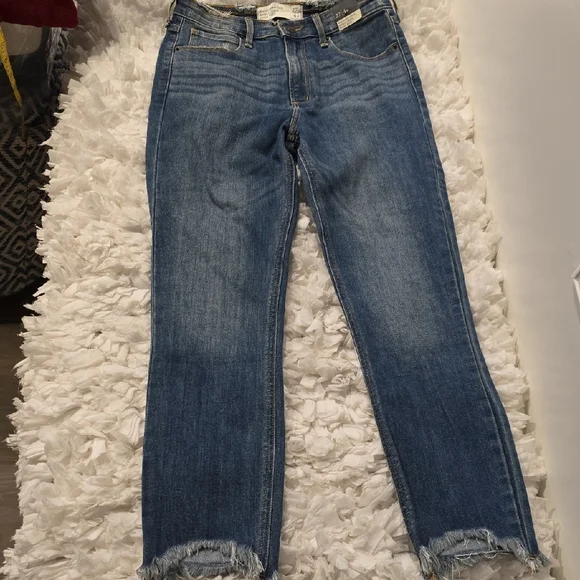 Abercrombie & Fitch Women's Size 27 Ankle-length High-rise Denim Jeans - Picture 2 of 10